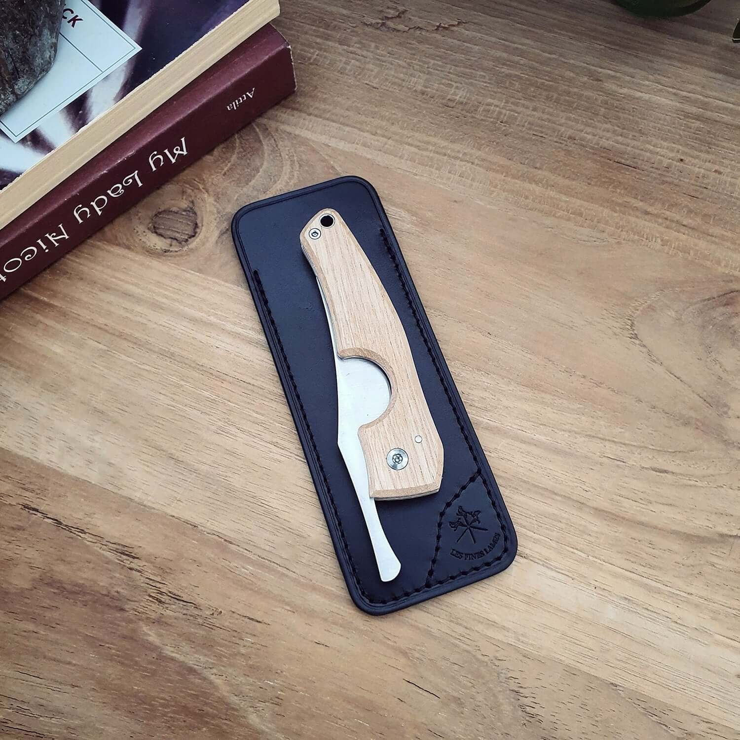 BLACK LEATHER SHEATH – Чёрный кожаный чехол preview