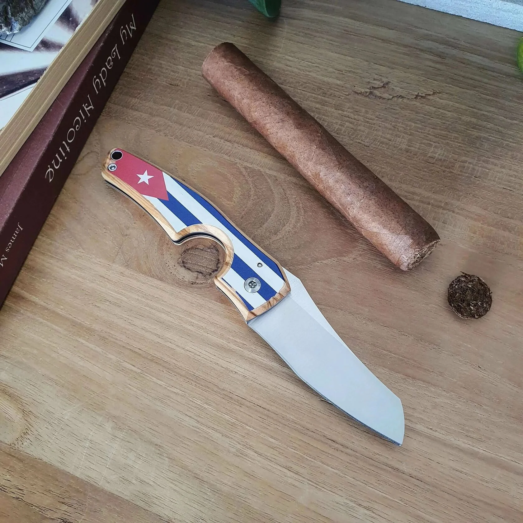 CUBA LIGHT WOOD preview