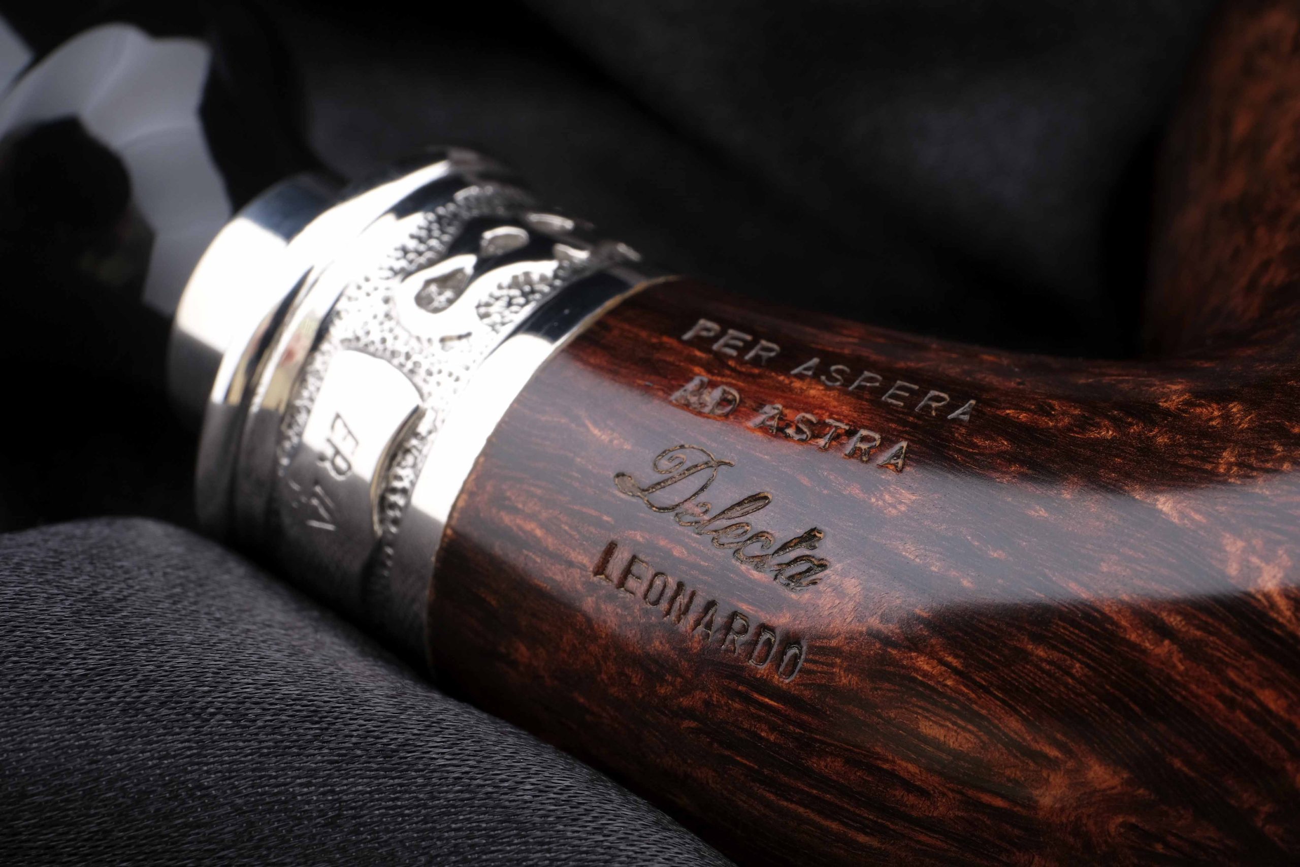 Трубка SER JACOPO Leonardo da Vinci Bent в шкатулке preview