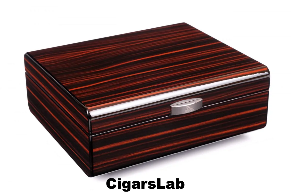 Хьюмидор Lubinski на 30 сигар, Эбеновое дерево