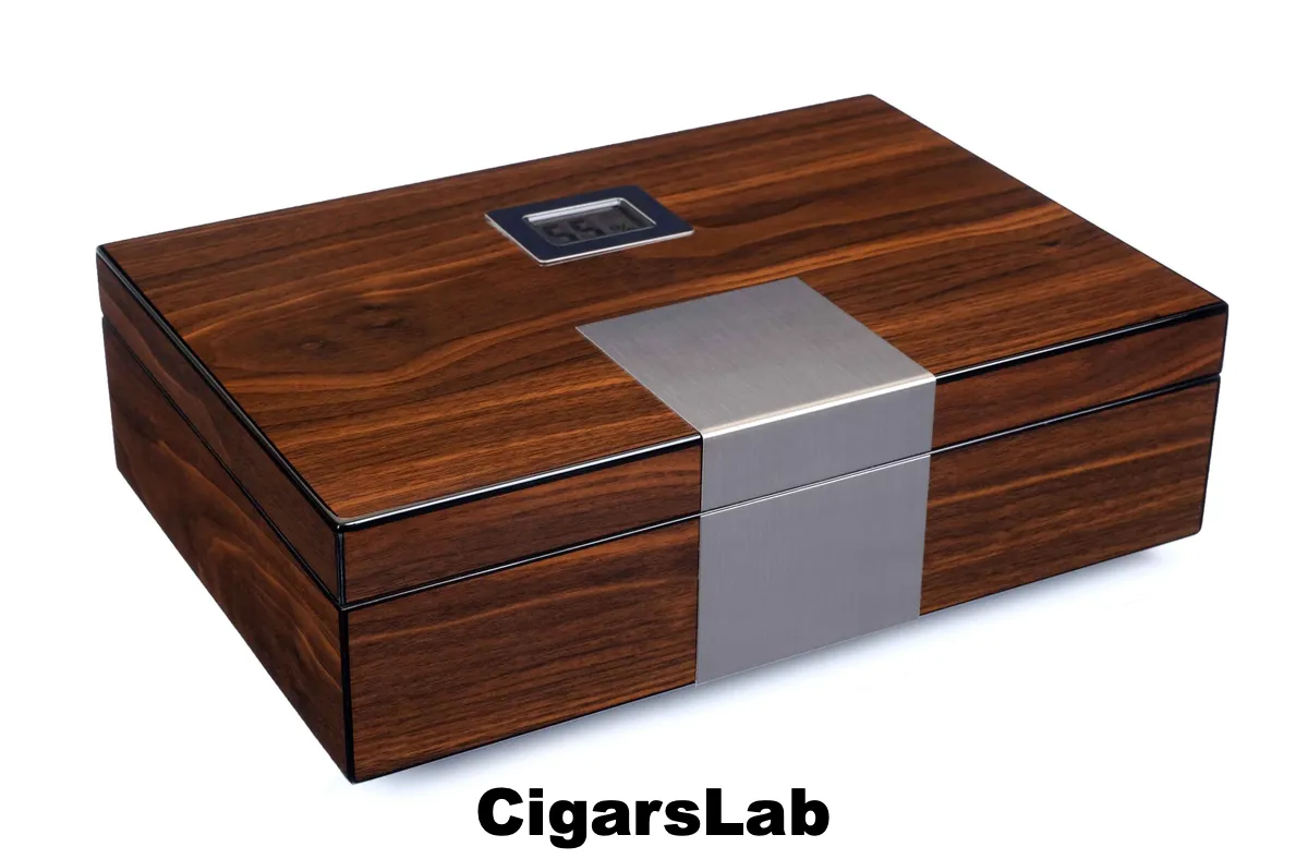 Хьюмидор Lubinski на 50 сигар, Орех