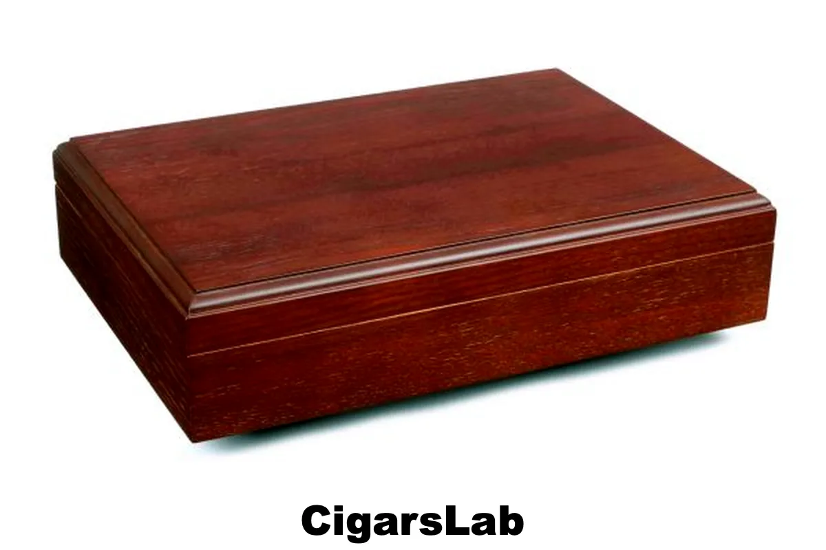 Хьюмидор Tom River на 25 сигар, Орех 561-120